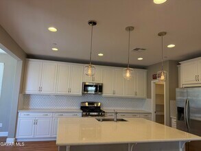 37434 Butternut Ln in Palmdale, CA - Building Photo - Building Photo
