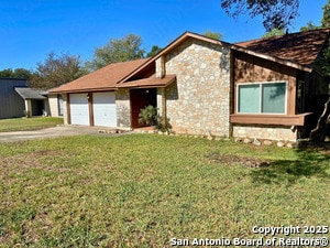 5959 Oak Run St in San Antonio, TX - Building Photo - Building Photo