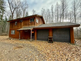 1611 N Fork Rd in Columbia Falls, MT - Building Photo