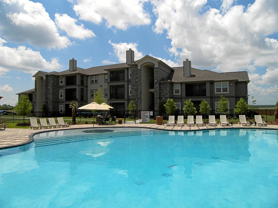 Belmere Luxury Apartments in Houma, LA - Foto de edificio