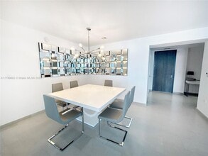 68 SE 6th St, Unit 1903 in Miami, FL - Building Photo - Building Photo