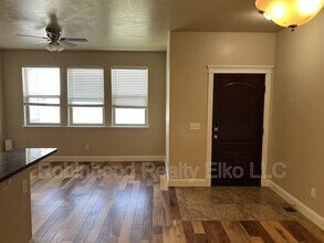 3701 Autumn Colors Dr in Elko, NV - Building Photo - Building Photo