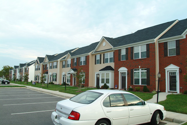 128 Colter Dr in Richmond, VA - Foto de edificio - Building Photo