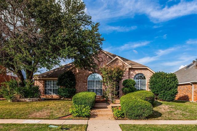 property at 10608 Robincreek Ln