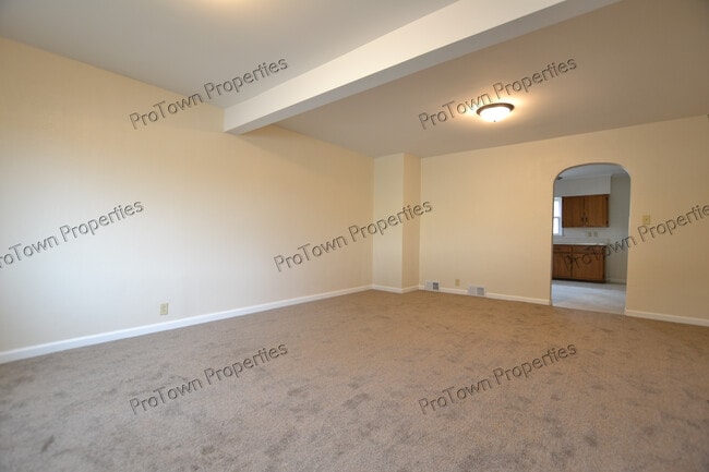 10 5th Ave, Unit 1 in Joliet, IL - Building Photo - Building Photo