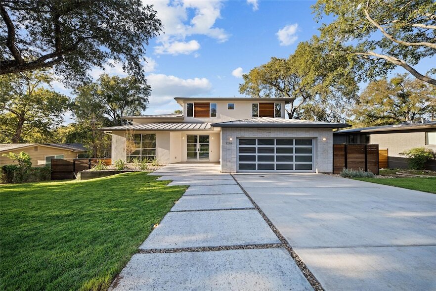 2904 Westhill Dr in Austin, TX - Building Photo