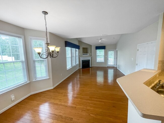 15008 Watermill Lake Trail in Midlothian, VA - Building Photo - Building Photo