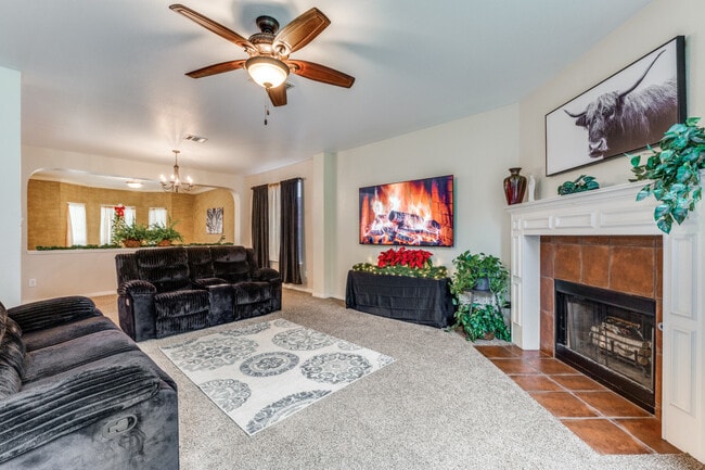 property at 815 Midway Cres