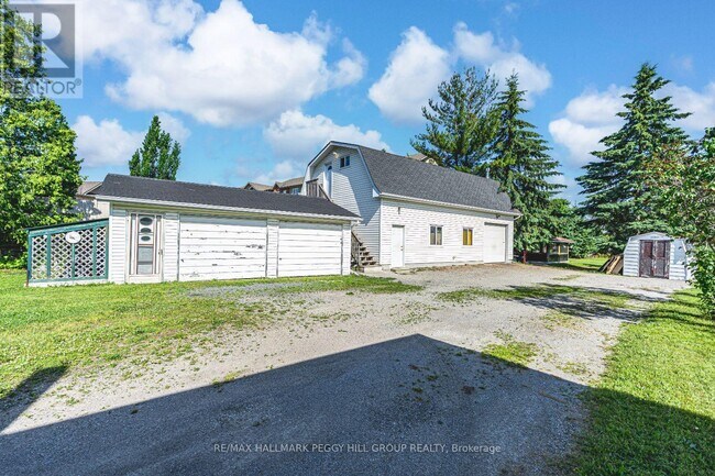 223 Phillips St in Barrie, ON - Building Photo - Building Photo