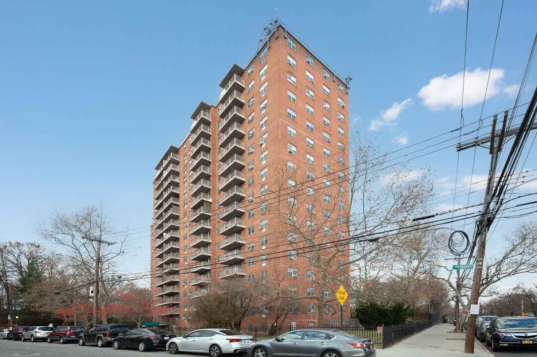 Mark Terrace Apartments in Bronx, NY - Building Photo