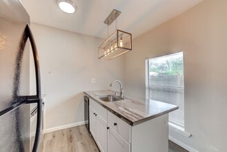 3515 E King Pl in Tulsa, OK - Building Photo - Building Photo