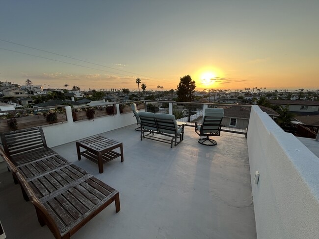 4649 Santa Monica Ave, Unit 4649