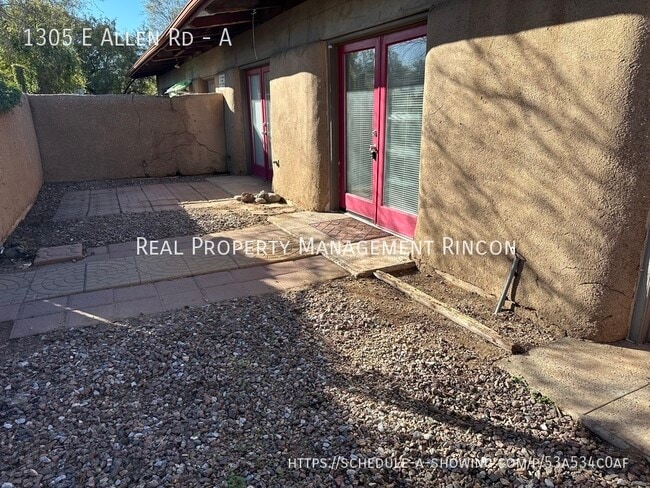 1305 E Allen Rd in Tucson, AZ - Building Photo - Building Photo