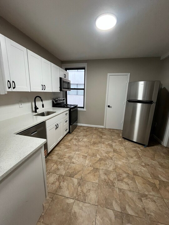 150 S Harrison St in East Orange, NJ - Building Photo