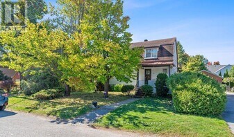 472 Edison Ave in Ottawa, ON - Building Photo