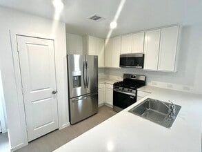 438 Southern Magnolia Wy in Magnolia, TX - Building Photo - Building Photo