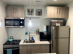 412 E Nunnally St, Unit 1 in Burkeville, VA - Building Photo - Building Photo