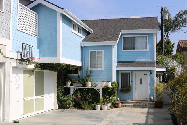 2309 Nelson Ave in Redondo Beach, CA - Building Photo - Building Photo