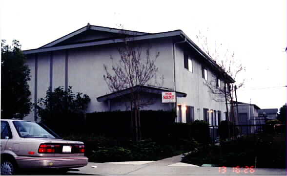 4791 Canoga St in Montclair, CA - Building Photo - Building Photo