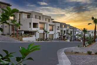 11091 Socrates Rdg St in Las Vegas, NV - Building Photo - Building Photo