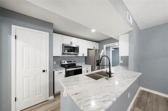 2517 Clearwood Dr in Arlington, TX - Building Photo - Building Photo