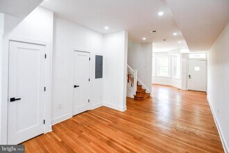 104 R St NE in Washington, DC - Building Photo - Building Photo