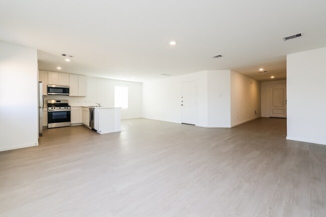 18073 Trepito Ave in New Caney, TX - Building Photo - Building Photo