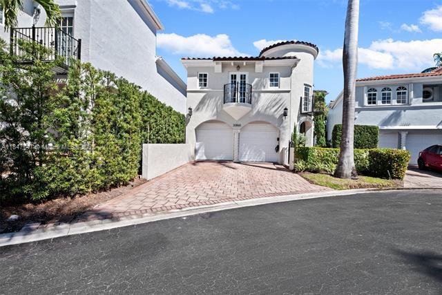 property at 20865 NE 31st Pl