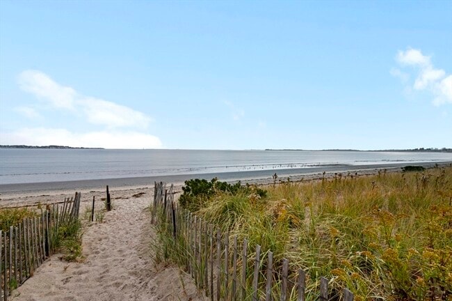 129 Lynnway, Unit 2 in Revere, MA - Building Photo - Building Photo