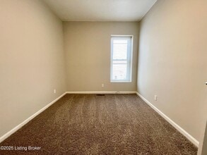 1002 S 28th St in Louisville, KY - Foto de edificio - Building Photo