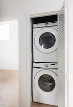 2246 Morlan Dr in Napa, CA - Building Photo - Building Photo