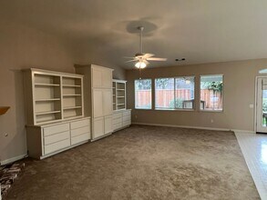 2020 History Ln in Modesto, CA - Building Photo - Building Photo