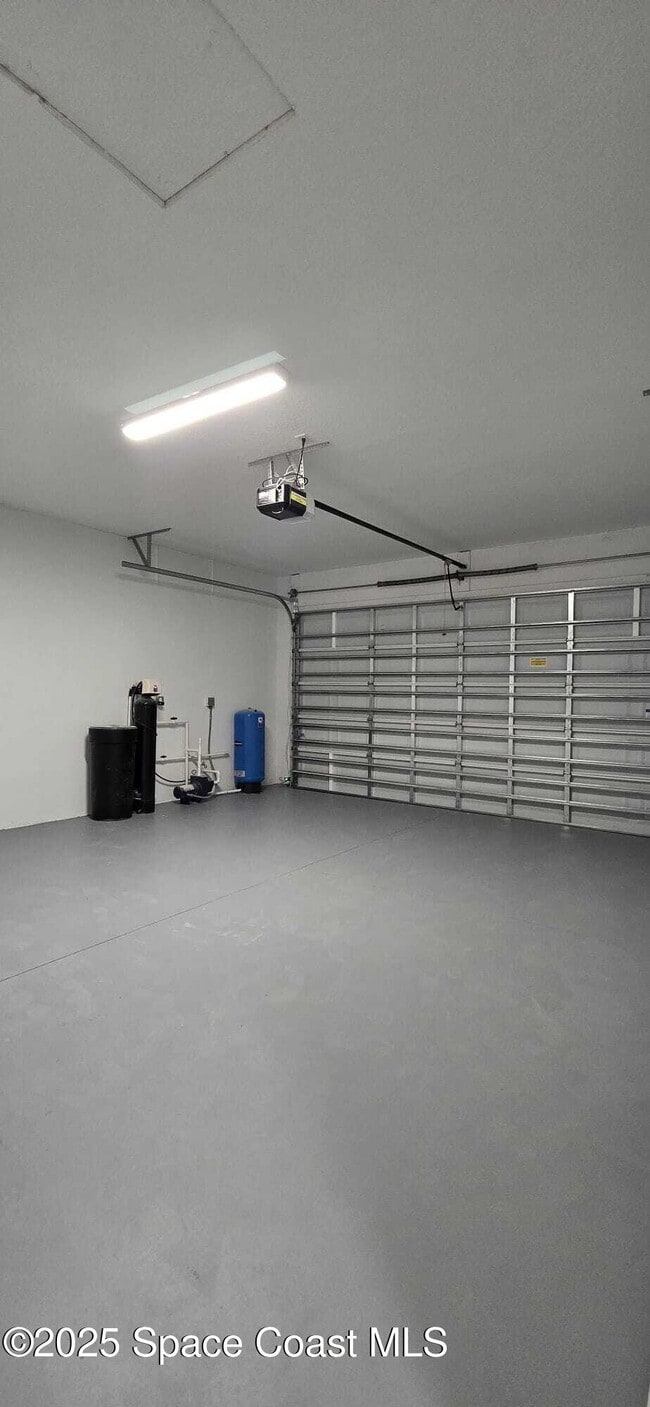 1801 Warton Ave SE in Palm Bay, FL - Building Photo - Building Photo