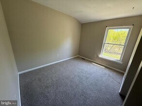 210 1st Ave in Sicklerville, NJ - Building Photo - Building Photo