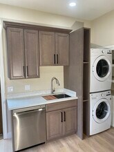 2512 Laguna Vista Dr, Unit 2512 Laguna Vista Dr in Novato, CA - Building Photo - Building Photo