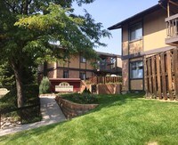 Building Photo - Forest Cove Apartamentos in Denver, Colorado