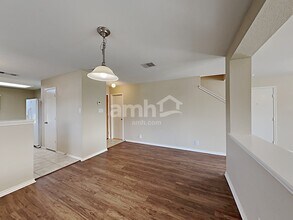 7502 Bedford Crk in San Antonio, TX - Building Photo - Building Photo