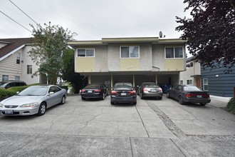 4318 WINSLOW Pl N in Seattle, WA - Foto de edificio - Building Photo