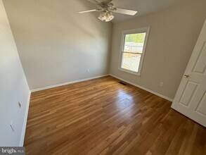 9258 Canterbury Riding in Laurel, MD - Building Photo - Building Photo