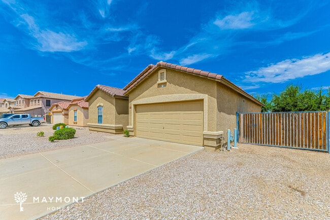 2140 E Connemara Dr in San Tan Valley, AZ - Building Photo - Building Photo