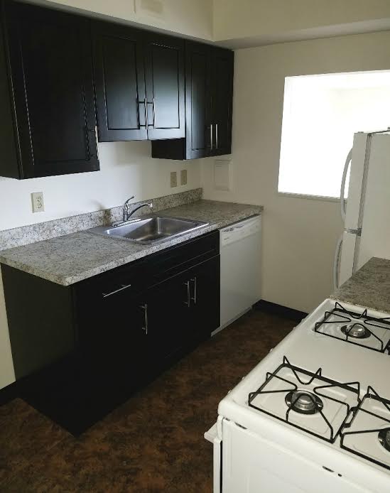 Portage Towers Apartments in Cuyahoga Falls, OH