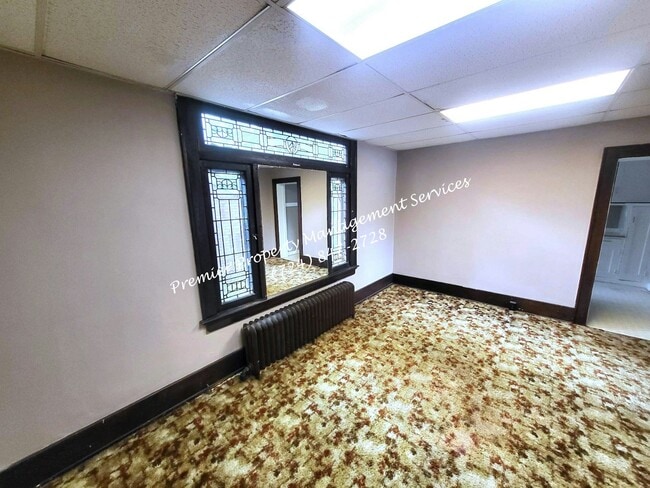 145 E Wallace Ave in New Castle, PA - Building Photo - Building Photo