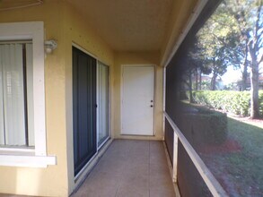 1620 Cetona Dr in Boynton Beach, FL - Foto de edificio - Building Photo