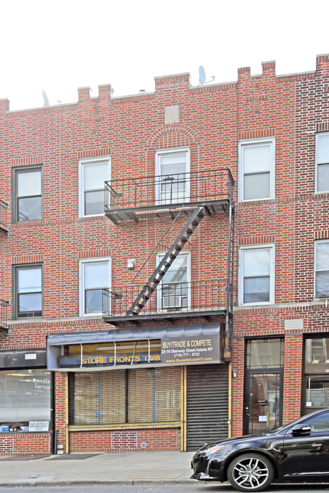 23-19 Steinway St in Astoria, NY - Building Photo