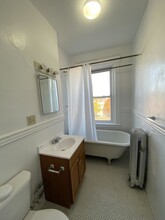 1350 Commonwealth Ave, Unit 20 in Boston, MA - Building Photo - Building Photo