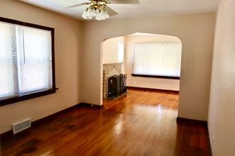 8821 Goodfellow Blvd in St. Louis, MO - Building Photo - Building Photo