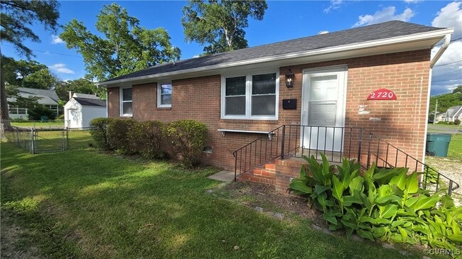 property at 2720 Maplewood Rd