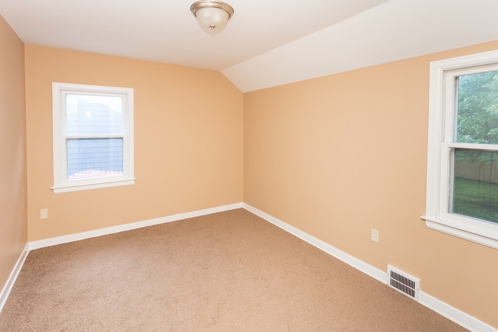 Lincoln Park Duplexes Apartments in Buffalo, NY