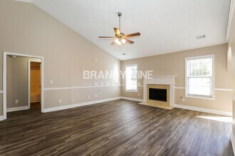 255 Beranda Cir in Douglasville, GA - Building Photo - Building Photo