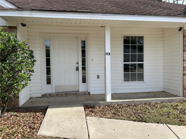 112 Cluster Oaks Ct in Foley, AL - Foto de edificio - Building Photo